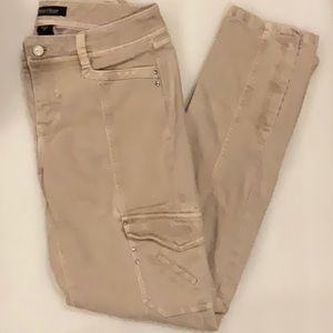 WHBM size 4R Blanc tan cargo pants